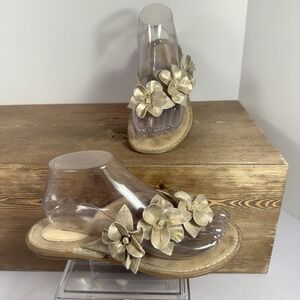 BOC Flower Applique Thong Sandals 7M Flip Flops Champagne Gold Feminine Romantic
